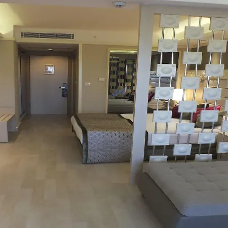 Vonresort Elite & Aqua Rezort 5*