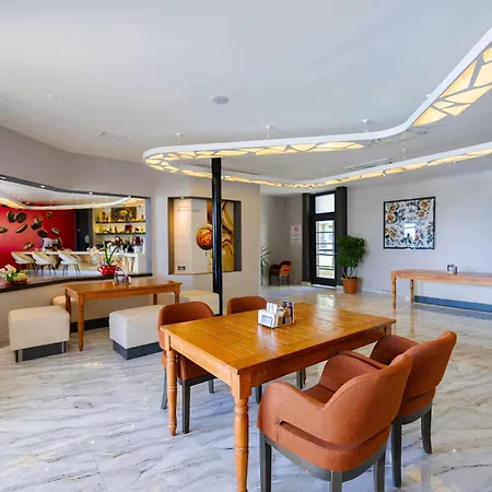 Vonresort Elite & Aqua Курортный комплекс 5*