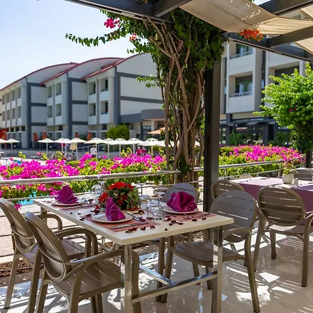 Курортный комплекс Vonresort Elite & Aqua