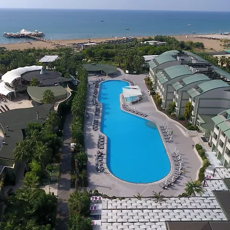 Vonresort Elite & Aqua 5* Side
