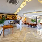 Курортный комплекс Vonresort Elite & Aqua 5*