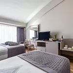Vonresort Elite & Aqua 5* Side