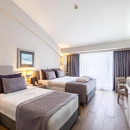 精英水上度假村 - 超全包&儿童概念 锡德