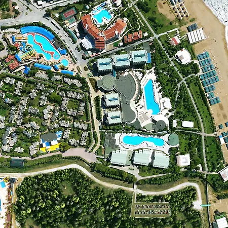 精英水上度假村 - 超全包&儿童概念